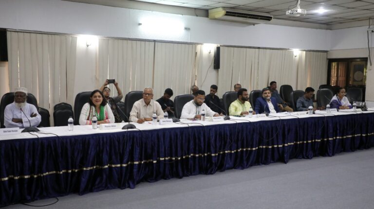 Open Forum Discussion titled Democratic Reconstruction on Labor Rights, photo 7