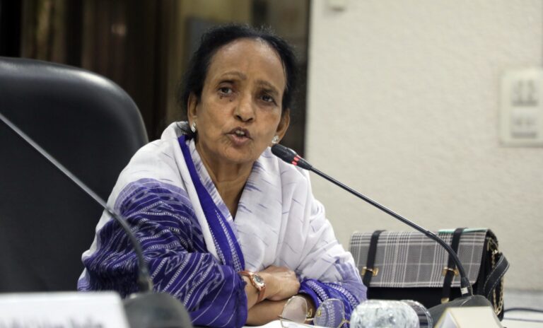 Open Forum Discussion titled Democratic Reconstruction on Labor Rights, photo 20
