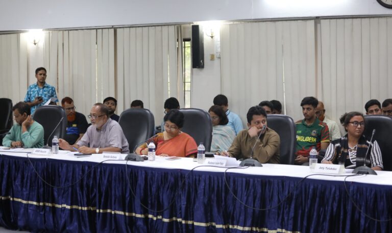 Open Forum Discussion titled Democratic Reconstruction on Labor Rights, photo 3
