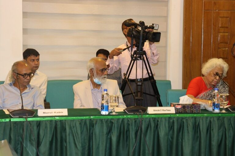 Dialogue for Democratic Reconstruction .” The First session of the series focused on the topic ” Constitution “, photo 12